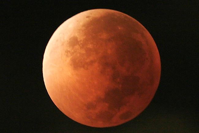 Blue moon, supermoon, total lunar eclipse rolled into one | iNFOnews.ca