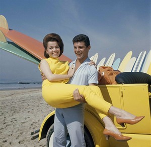 Annette Funicello, cute Mickey Mouse Club performer who rose to big-screen stardom, dies at 70 | iNFOnews.ca CP22815496