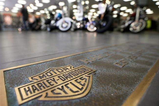 Trump denies he's to blame for Harley-Davidson decision | iNFOnews.ca Trump denies he's to blame for Harley-Davidson decision | iNFOnews.ca