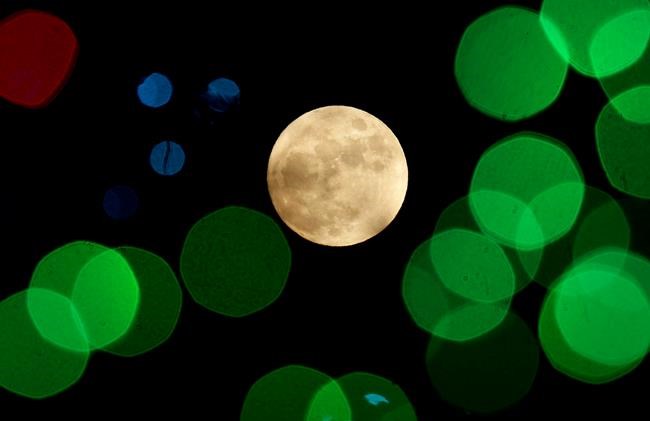 Report: Our moon may have formed from multiple small ones | iNFOnews.ca Report: Our moon may have formed from multiple small ones | iNFOnews.ca