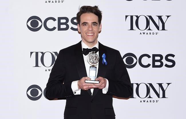 Book on making of 'Dear Evan Hansen' coming in November | iNFOnews.ca Book on making of 'Dear Evan Hansen' coming in November | iNFOnews.ca