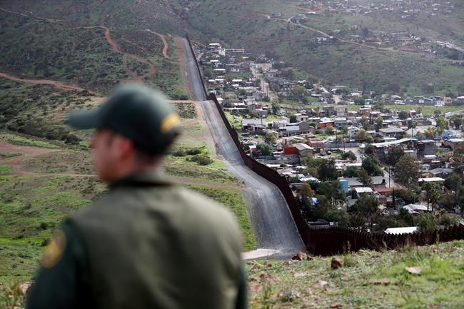 AP Explains: What happens when migrants arrive at US border | iNFOnews.ca