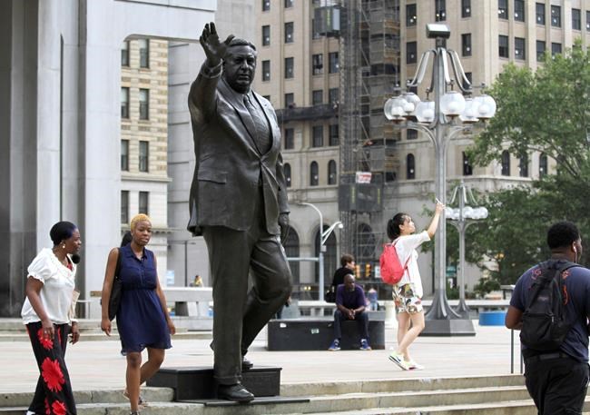 Man in custody over 'black power' graffiti on Rizzo statue | iNFOnews.ca Man in custody over 'black power' graffiti on Rizzo statue | iNFOnews.ca
