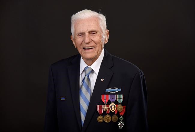 D-Day veterans revisit Normandy, recall horror and triumph | iNFOnews.ca D-Day veterans revisit Normandy, recall horror and triumph | iNFOnews.ca