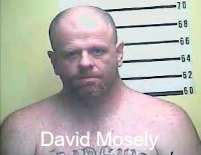 Police: 2 Kentucky inmates injure jail staff, escape | iNFOnews.ca