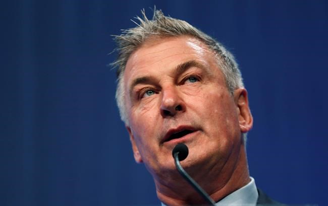 Alec Baldwin appears in video backing Mueller probe | iNFOnews.ca