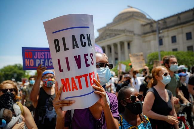 Facebook groups pivot to attacks on Black Lives Matter | iNFOnews.ca Facebook groups pivot to attacks on Black Lives Matter | iNFOnews.ca