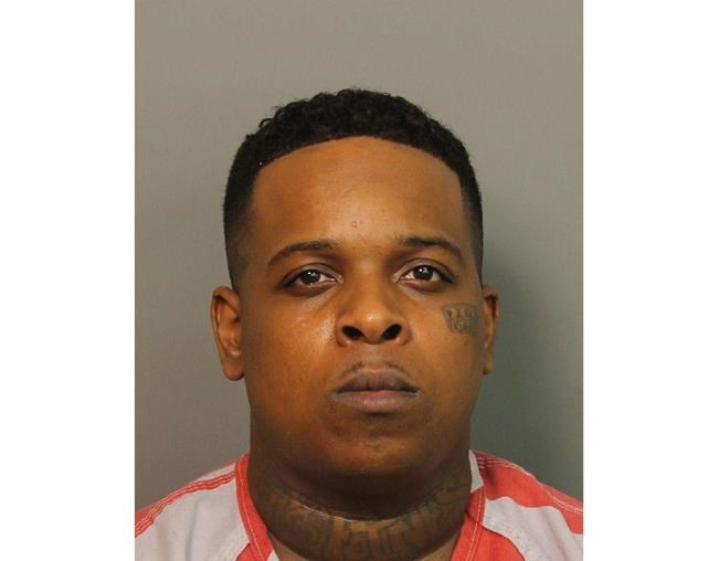Little Rock club performer faces weapons charge | iNFOnews.ca