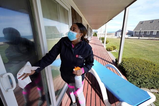 Help Wanted: In pandemic, worry about finding summer workers | iNFOnews.ca CP959657304