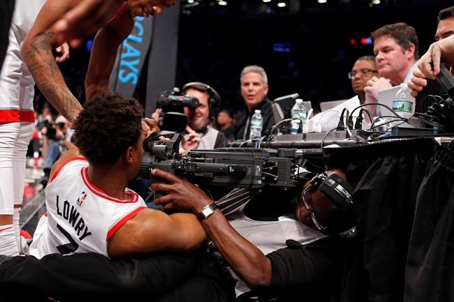 DeRozan helps Raptors beat Nets in OT after Lowry hurt | iNFOnews.ca DeRozan helps Raptors beat Nets in OT after Lowry hurt | iNFOnews.ca