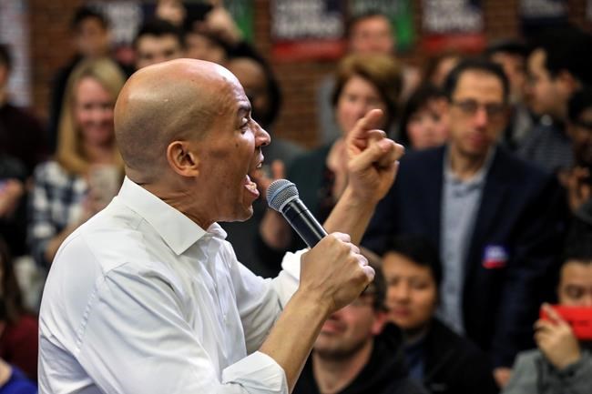 Booker, Harris score wins on Capitol Hill as they weigh 2020 | iNFOnews.ca