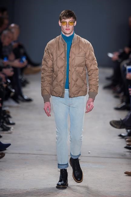 Raf Simons salutes New York, talks politics at Fashion Week | iNFOnews.ca