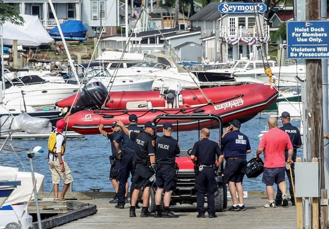 Boy taking sailing lessons is hit by boat propeller, dies | iNFOnews.ca