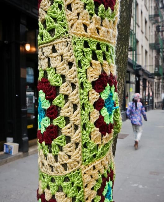 New York City's tree sweaters to stay in place | iNFOnews.ca New York City's tree sweaters to stay in place | iNFOnews.ca