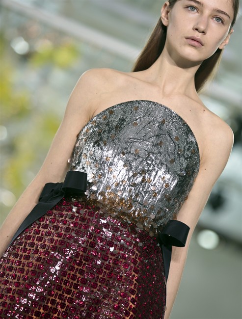NY Fashion Week: Feathers from Kors, romance from Delpozo | iNFOnews.ca