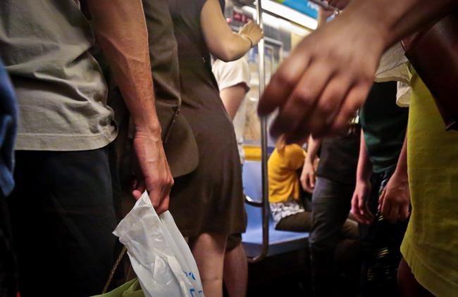 NYC subway riders fight back at groping, grinding, lewd acts | iNFOnews.ca NYC subway riders fight back at groping, grinding, lewd acts | iNFOnews.ca