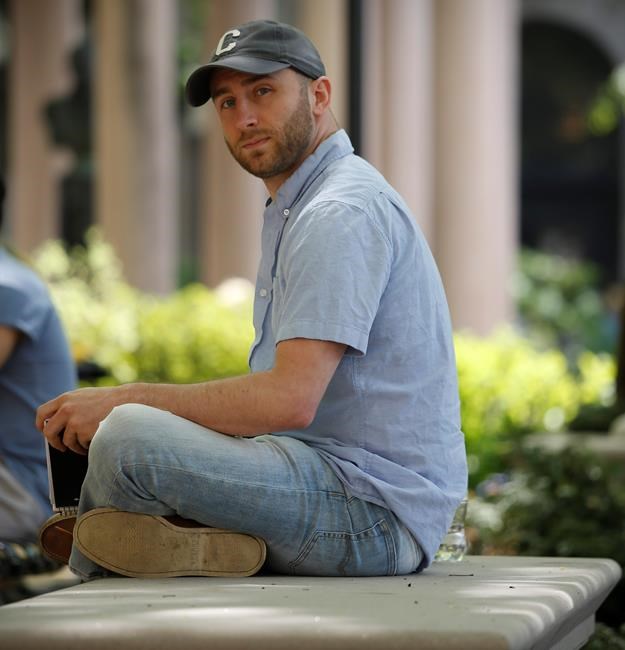 Veterans, discharged and jobless, seek hiring-rules changes | iNFOnews.ca
