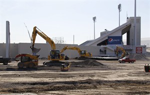 Buffalo Bills stadium group includes Niagara Falls option to secure team's future | iNFOnews.ca CP27947194