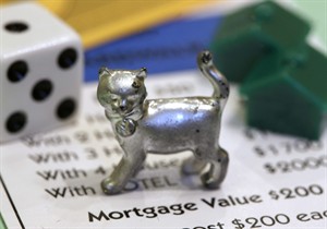 Hasbro 1st-Qtr loss widens on restructuring charge, but performance tops analyst expectations | iNFOnews.ca CP23034392