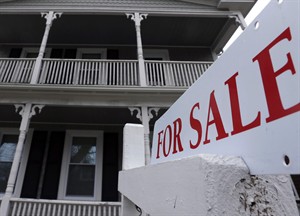 Sales of previously occupied homes dipped to 4.92M in March as supply remained tight | iNFOnews.ca CP23036160