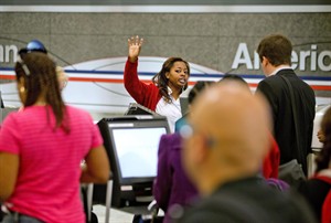 American Airlines parent AMR narrows 1Q loss on higher revenue, lower labour costs | iNFOnews.ca CP22976670