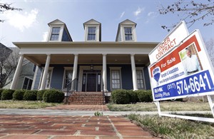 US home prices jumped 12.1 per cent in April, biggest year-over-year gain in more than 7 years | iNFOnews.ca CP23655353