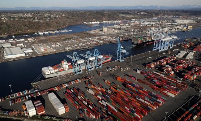 China retaliates on tariffs, stock markets go into a slide | iNFOnews.ca
