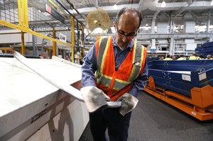 US factory production rises just 0.2 per cent in October; slowdown in autos limits growth | iNFOnews.ca CP30737528