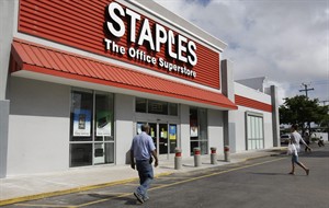 Staples investigating potential credit card data breach, contacts law enforcement | iNFOnews.ca CP30366043