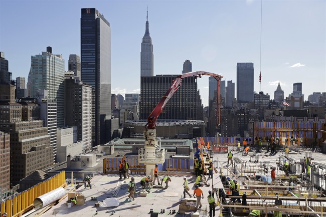 US construction spending rises 0.6 per cent in September to highest level in 7 1/2 years | iNFOnews.ca CP35170797