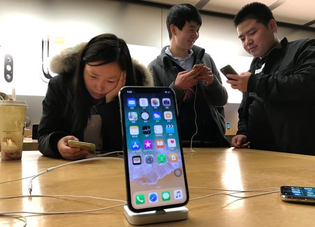 Chinese court bans some iPhones over Qualcomm dispute | iNFOnews.ca