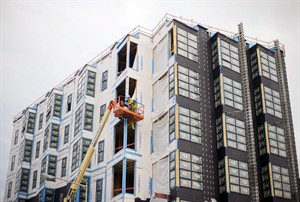 US home construction down 2.8 per cent in October, with weakness in volatile apartment building | iNFOnews.ca CP30768263