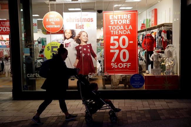 US consumer confidence ticked down in December | iNFOnews.ca CP1958469258
