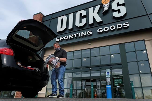 No sweat: Dick's crushes 2Q as consumers focus on fitness | iNFOnews.ca No sweat: Dick's crushes 2Q as consumers focus on fitness | iNFOnews.ca