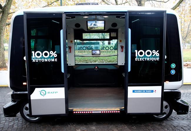 US agency stops autonomous shuttle firm from hauling people | iNFOnews.ca