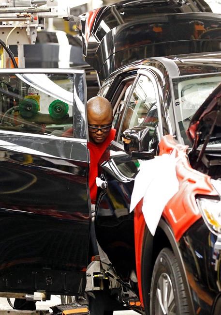 US auto sales fall 4 per cent in August | iNFOnews.ca