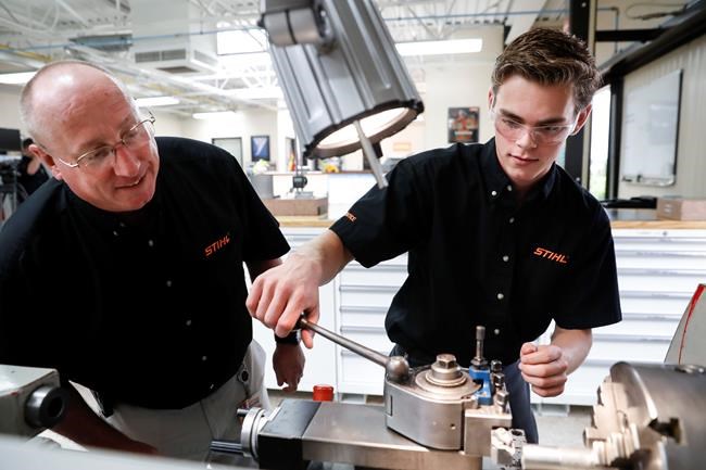 US factory orders increase 1.2 per cent in August | iNFOnews.ca CP1838004926