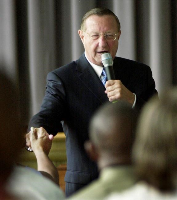 Ex-Hearst Newspaper chief Robert Danzig dies at 85 | iNFOnews.ca