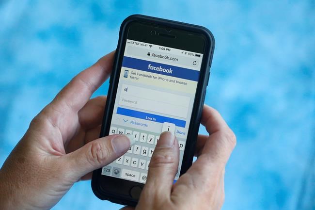 Facebook left millions of passwords readable by employees | iNFOnews.ca