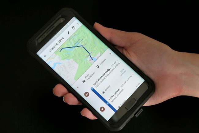 Google clarifies location-tracking policy | iNFOnews.ca CP385733586