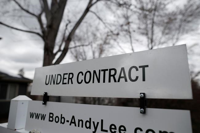 US pending home sales fell 1.3 per cent in April | iNFOnews.ca US pending home sales fell 1.3 per cent in April | iNFOnews.ca