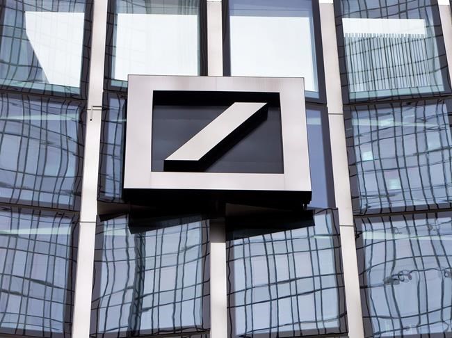 Deutsche Bank downgraded, CEO tries to reassure employees | iNFOnews.ca CP1836435883