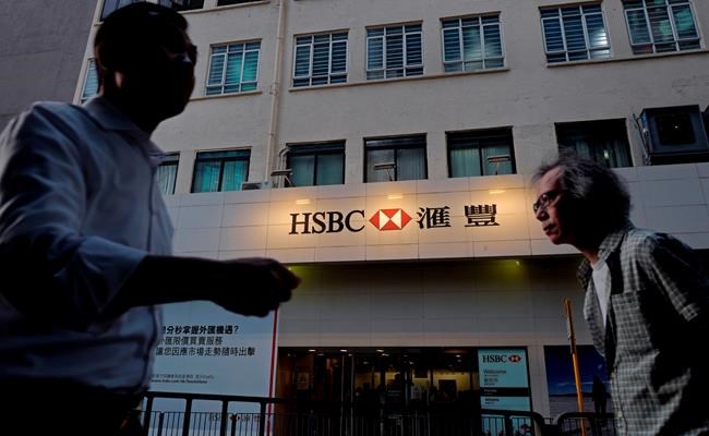 Cell phones, biometrics fuel jump in bank account ownership | iNFOnews.ca