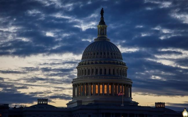 Number of federal workers seeking US jobless aid doubles | iNFOnews.ca CP579776193