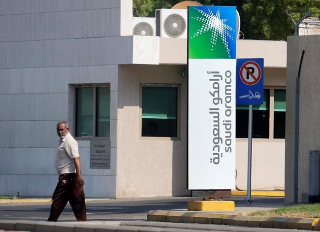 Saudi Aramco plans $25.6B share sale in biggest ever IPO | iNFOnews.ca CP1171958497