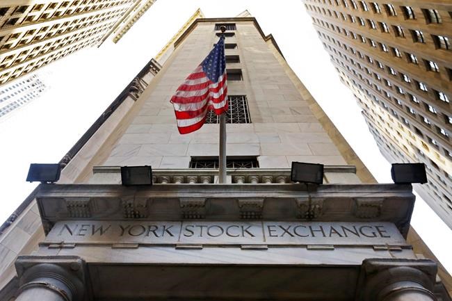US stocks edge higher as jobs report soothes Wall Street | iNFOnews.ca