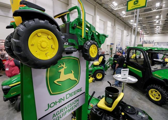 Flooding, a trade war and Deere cuts outlook again | iNFOnews.ca CP896758370