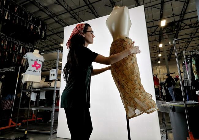 Department stores make room for used fashion | iNFOnews.ca CP2006389947
