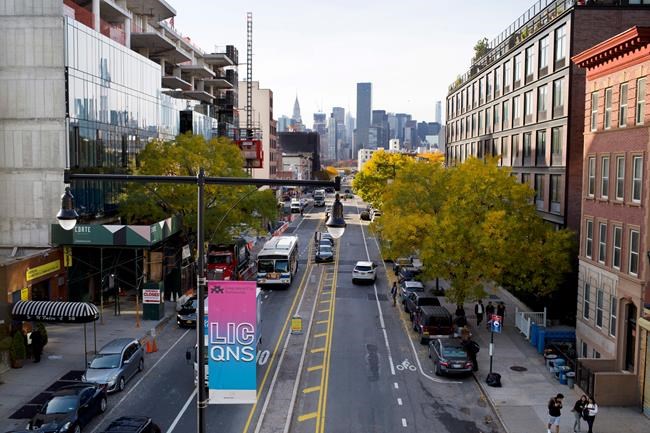 Transit riders, drivers brace for influx of Amazon employees | iNFOnews.ca