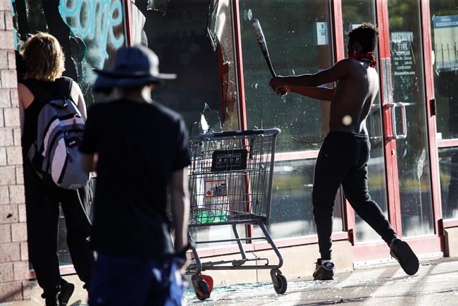 Looting devastates businesses already shaken by virus | iNFOnews.ca Looting devastates businesses already shaken by virus | iNFOnews.ca